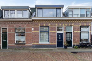 Rijndijkstraat 102 Leiden Rijndijkstraat 102 Leiden